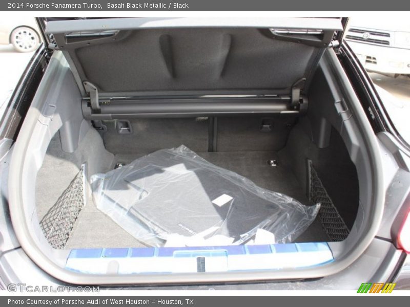  2014 Panamera Turbo Trunk