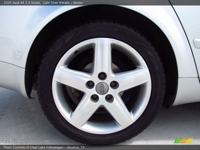 2005 A4 3.0 Sedan Wheel