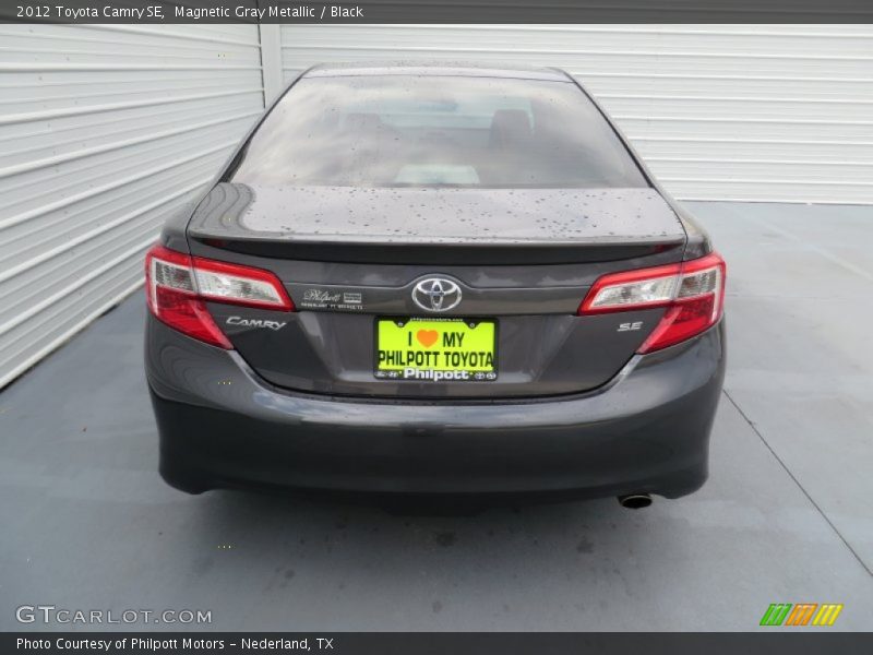 Magnetic Gray Metallic / Black 2012 Toyota Camry SE