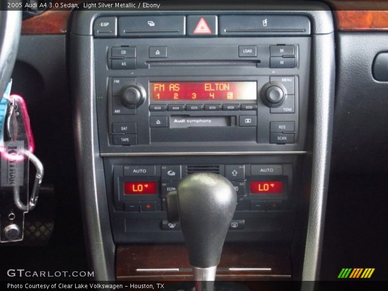 Light Silver Metallic / Ebony 2005 Audi A4 3.0 Sedan