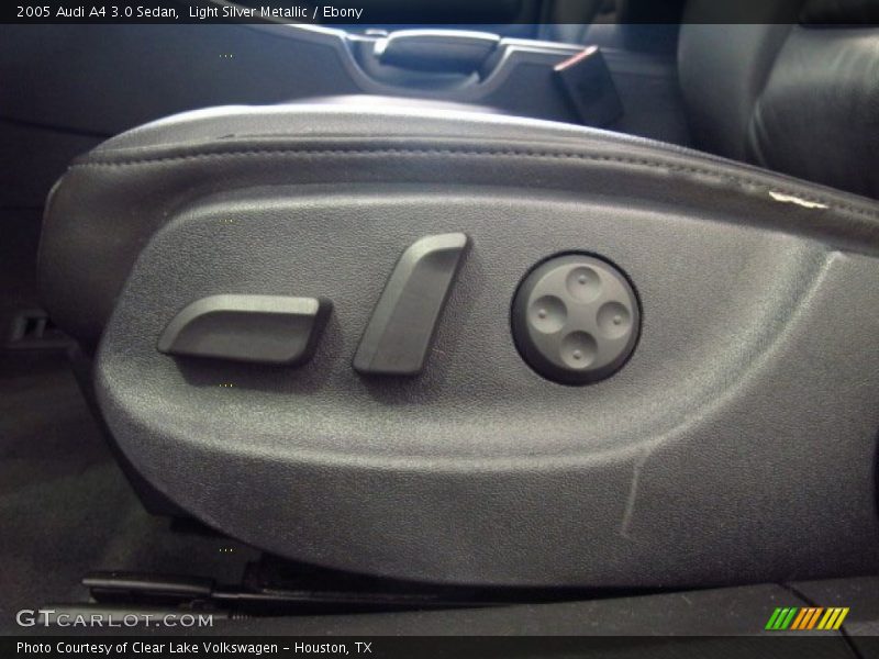 Light Silver Metallic / Ebony 2005 Audi A4 3.0 Sedan