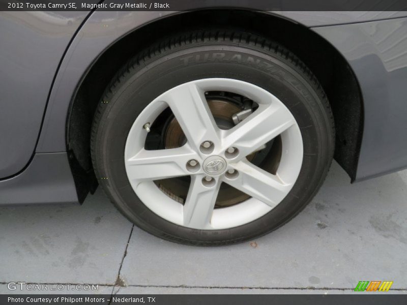 Magnetic Gray Metallic / Black 2012 Toyota Camry SE