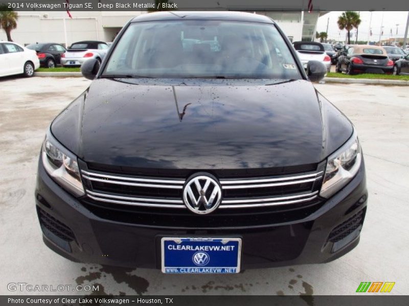 Deep Black Metallic / Black 2014 Volkswagen Tiguan SE