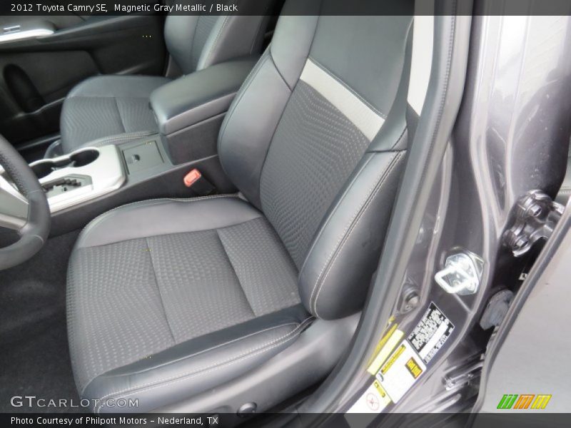 Magnetic Gray Metallic / Black 2012 Toyota Camry SE