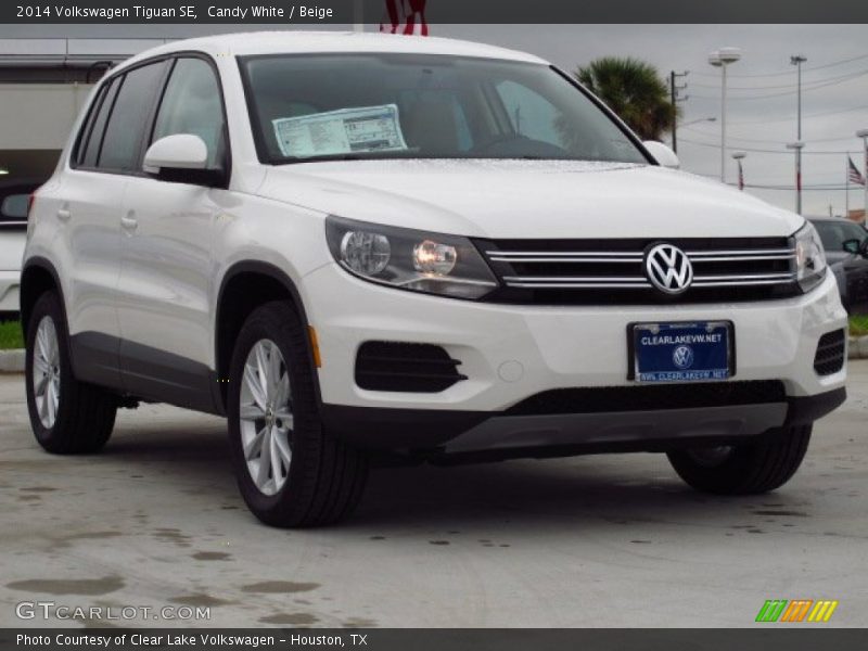 Candy White / Beige 2014 Volkswagen Tiguan SE