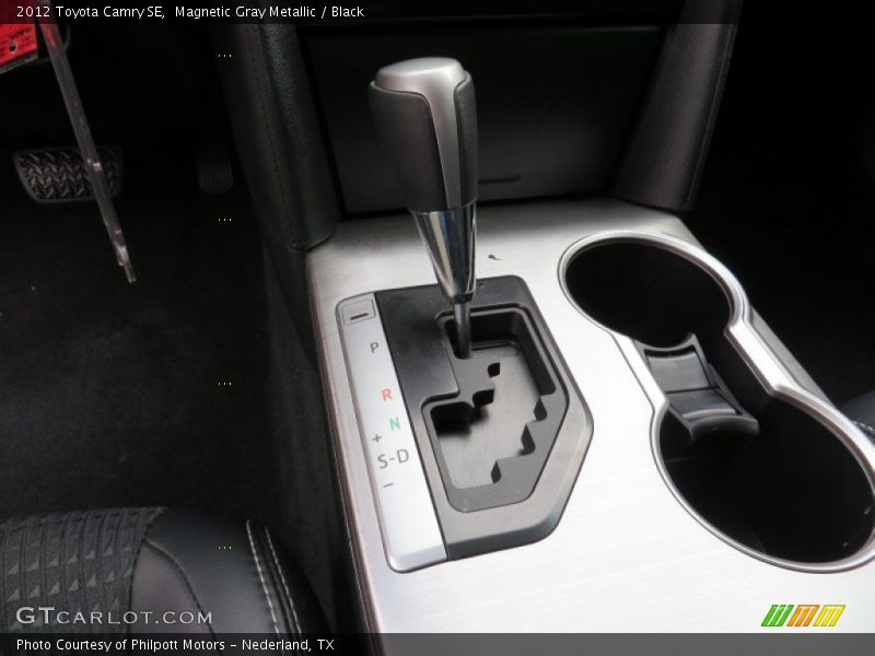 Magnetic Gray Metallic / Black 2012 Toyota Camry SE