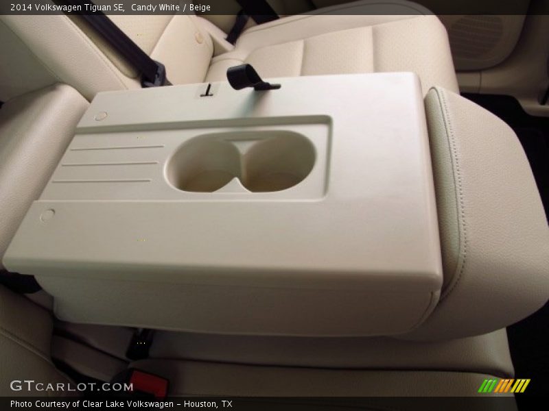 Candy White / Beige 2014 Volkswagen Tiguan SE