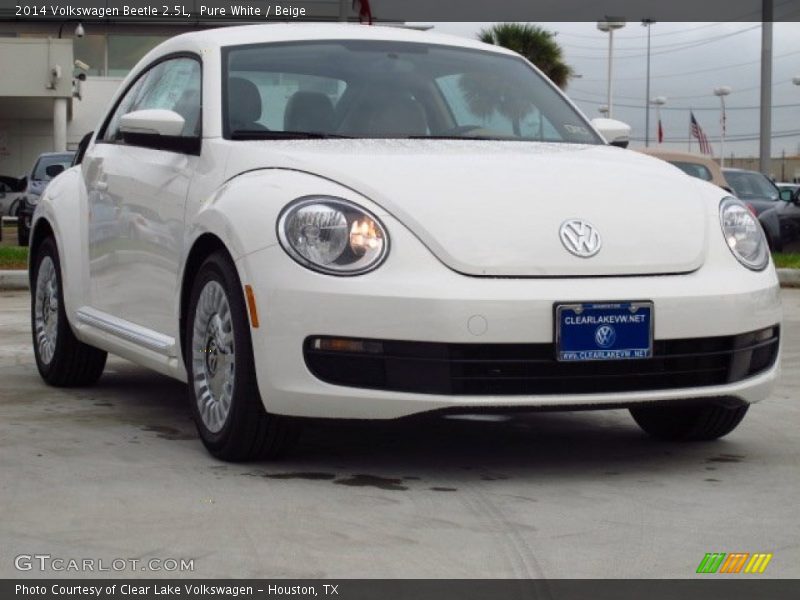 Pure White / Beige 2014 Volkswagen Beetle 2.5L