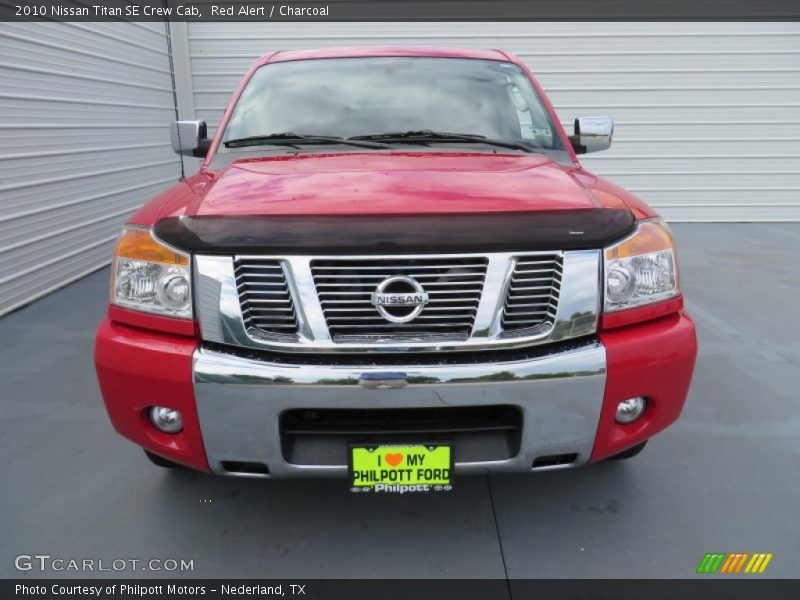 Red Alert / Charcoal 2010 Nissan Titan SE Crew Cab