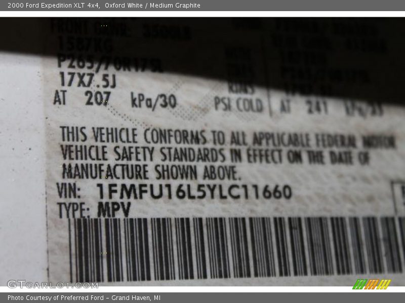 Oxford White / Medium Graphite 2000 Ford Expedition XLT 4x4
