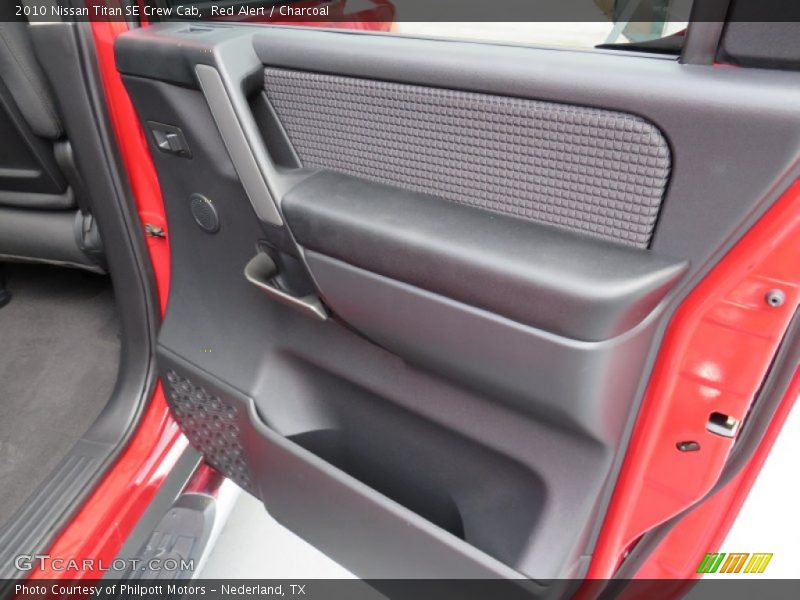 Red Alert / Charcoal 2010 Nissan Titan SE Crew Cab
