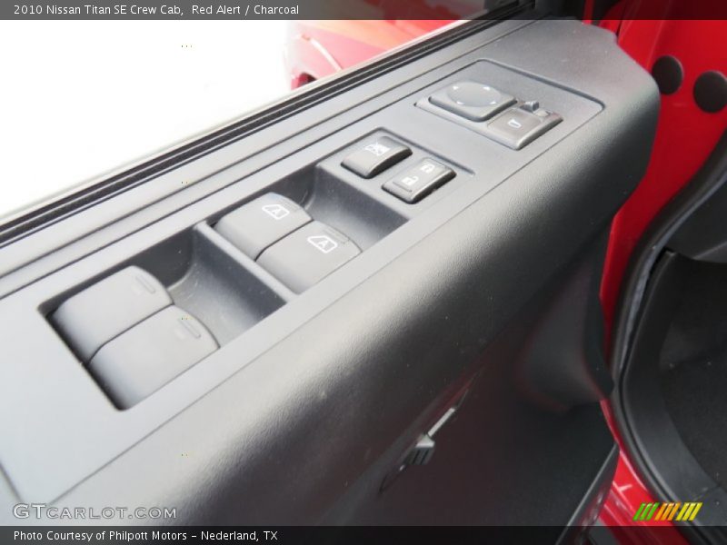 Red Alert / Charcoal 2010 Nissan Titan SE Crew Cab