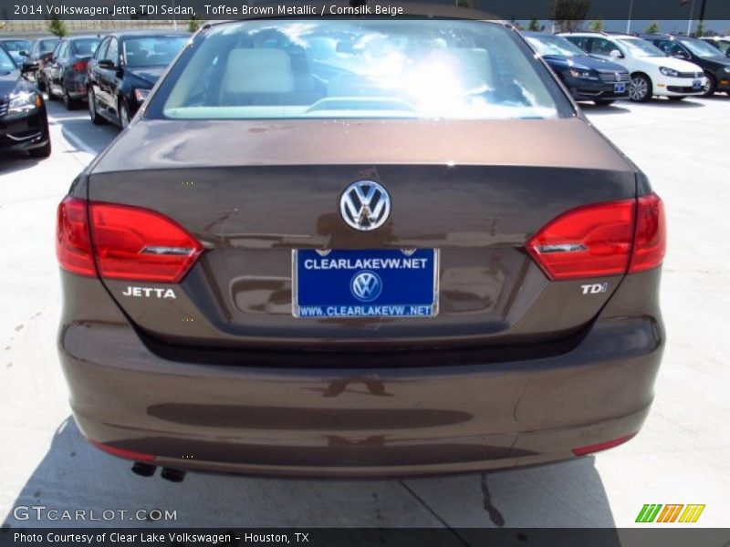 Toffee Brown Metallic / Cornsilk Beige 2014 Volkswagen Jetta TDI Sedan