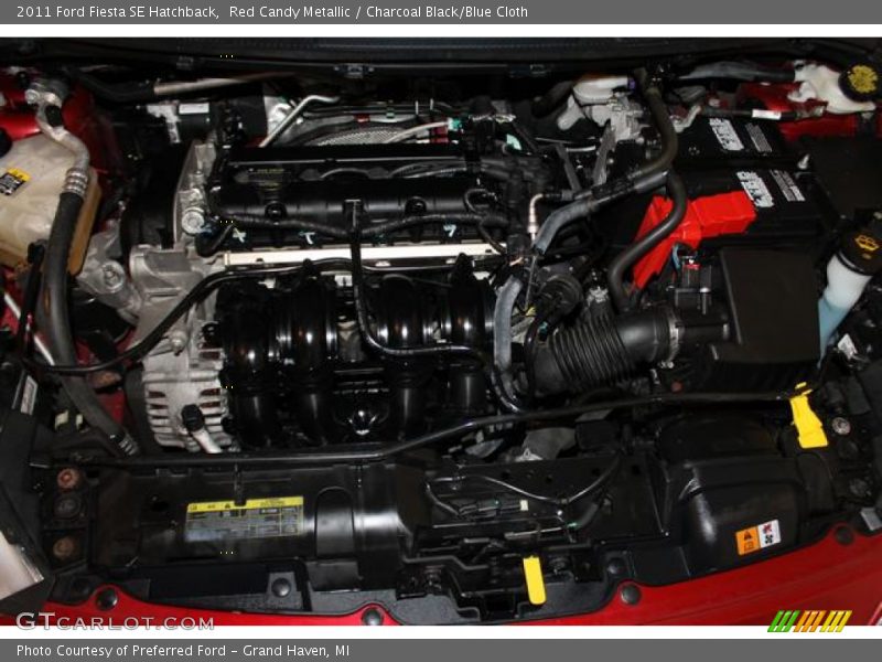 Red Candy Metallic / Charcoal Black/Blue Cloth 2011 Ford Fiesta SE Hatchback