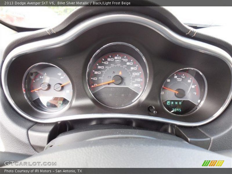 Billet Silver Metallic / Black/Light Frost Beige 2013 Dodge Avenger SXT V6
