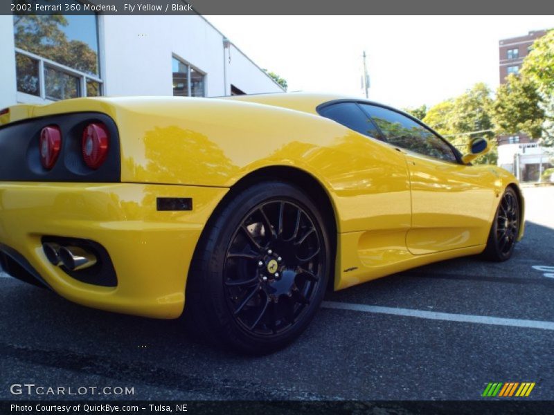 Fly Yellow / Black 2002 Ferrari 360 Modena