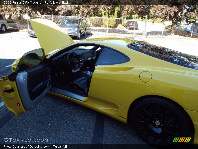 Fly Yellow / Black 2002 Ferrari 360 Modena