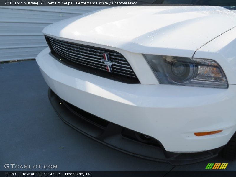 Performance White / Charcoal Black 2011 Ford Mustang GT Premium Coupe