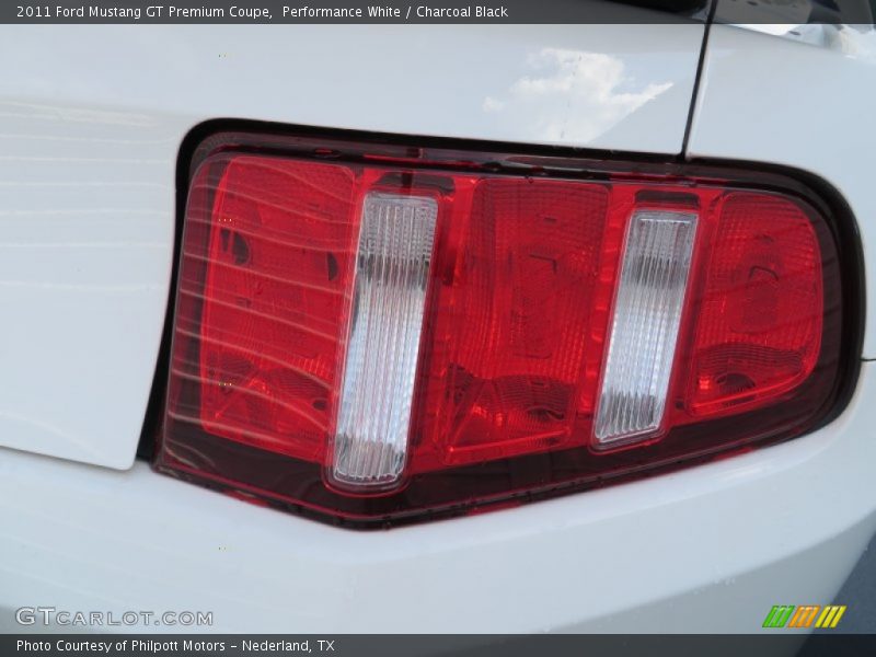 Performance White / Charcoal Black 2011 Ford Mustang GT Premium Coupe