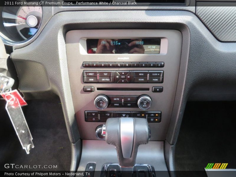 Performance White / Charcoal Black 2011 Ford Mustang GT Premium Coupe
