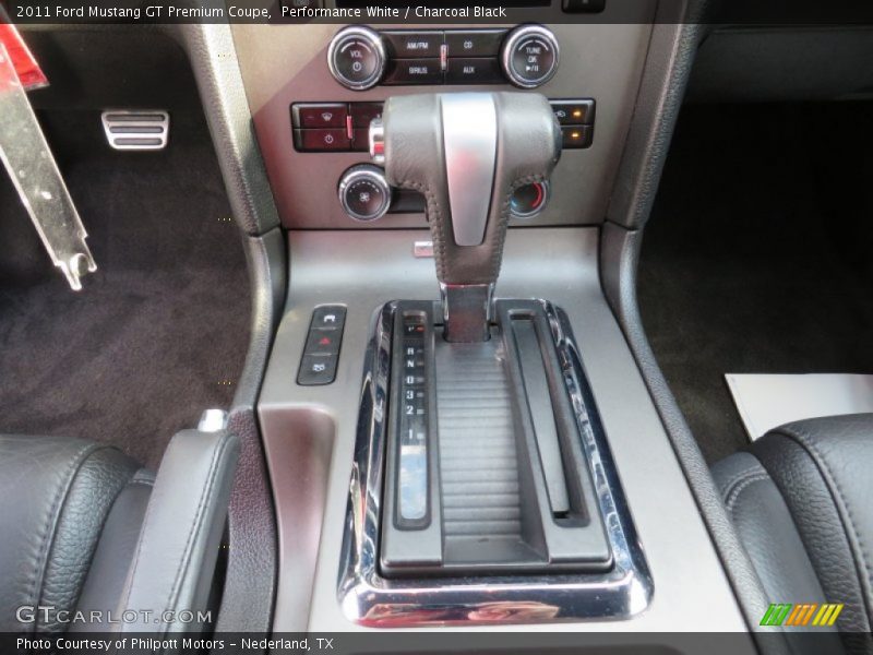 Performance White / Charcoal Black 2011 Ford Mustang GT Premium Coupe