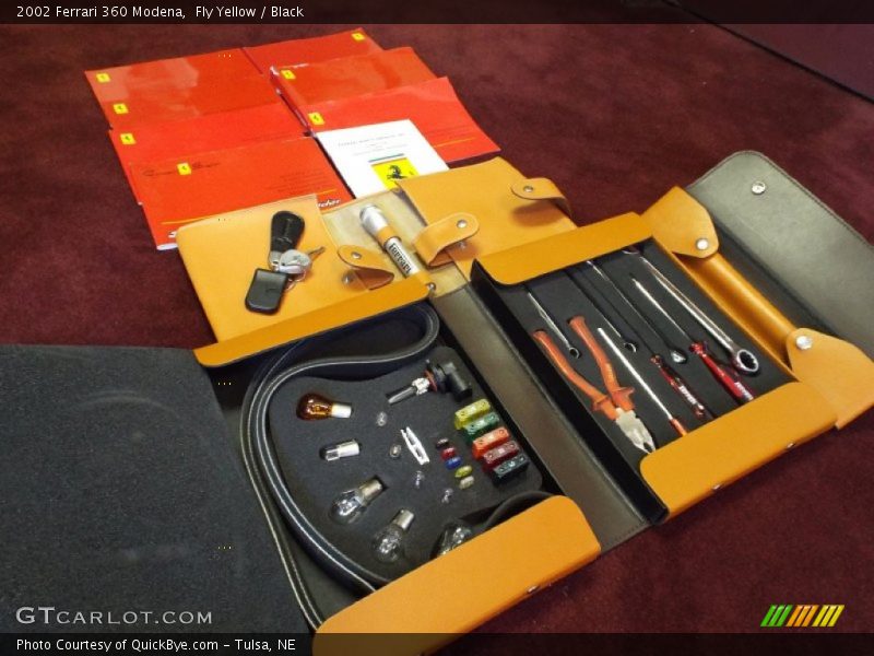 Tool Kit of 2002 360 Modena