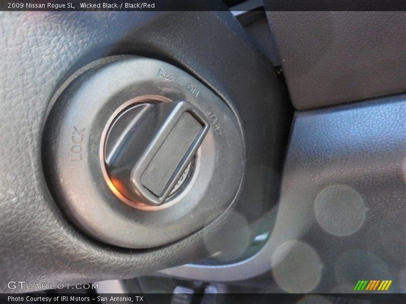 Wicked Black / Black/Red 2009 Nissan Rogue SL