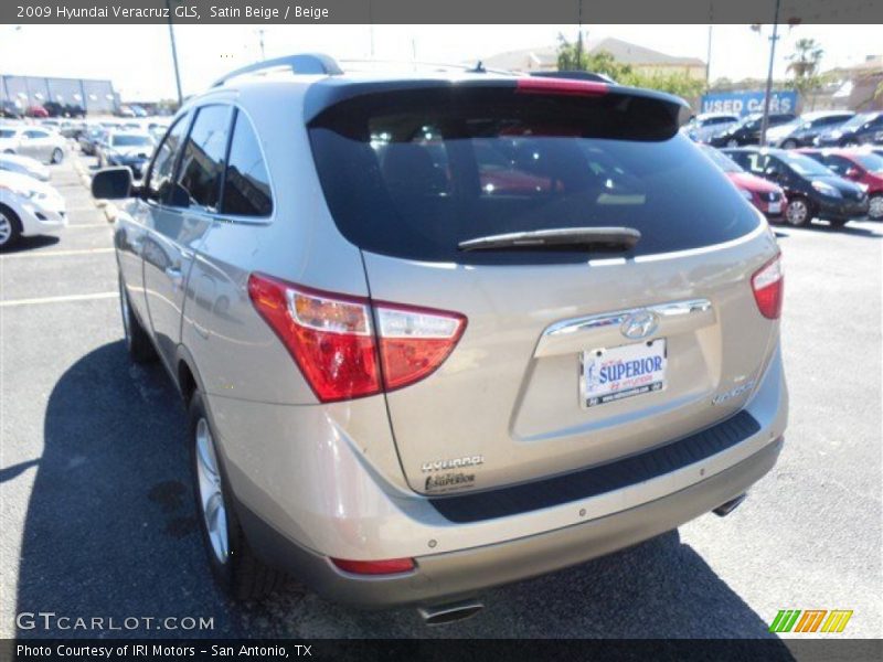 Satin Beige / Beige 2009 Hyundai Veracruz GLS