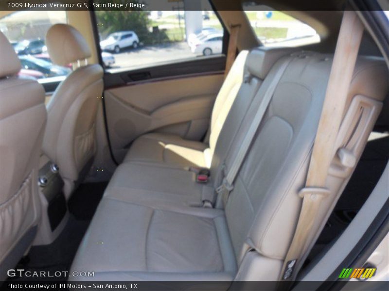 Satin Beige / Beige 2009 Hyundai Veracruz GLS
