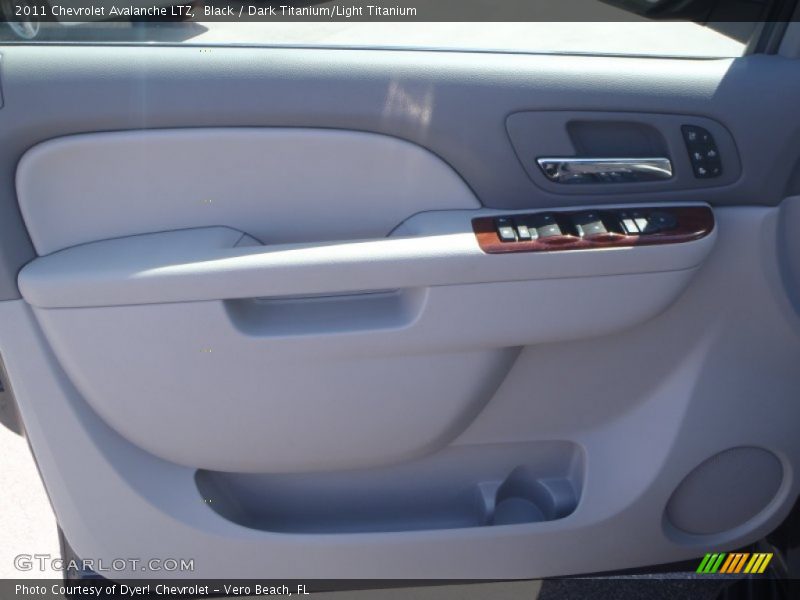 Black / Dark Titanium/Light Titanium 2011 Chevrolet Avalanche LTZ