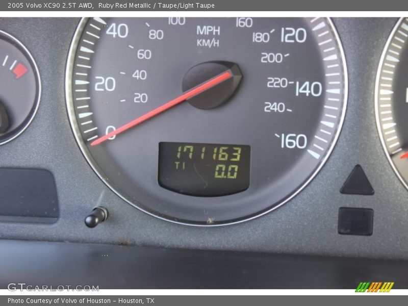 Ruby Red Metallic / Taupe/Light Taupe 2005 Volvo XC90 2.5T AWD