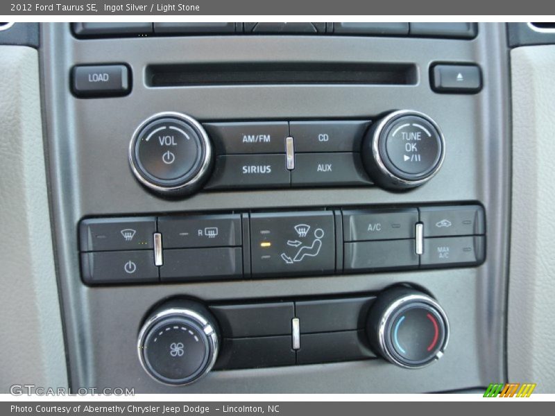 Ingot Silver / Light Stone 2012 Ford Taurus SE