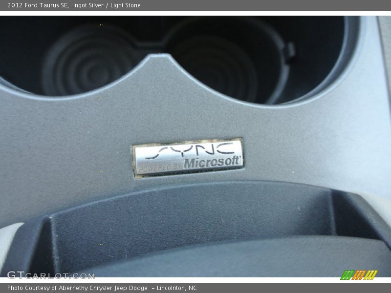 Ingot Silver / Light Stone 2012 Ford Taurus SE