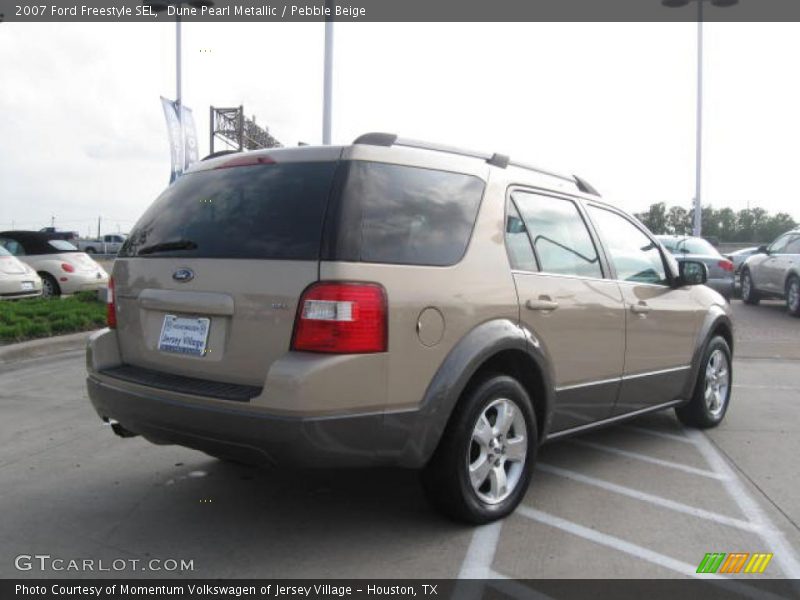 Dune Pearl Metallic / Pebble Beige 2007 Ford Freestyle SEL