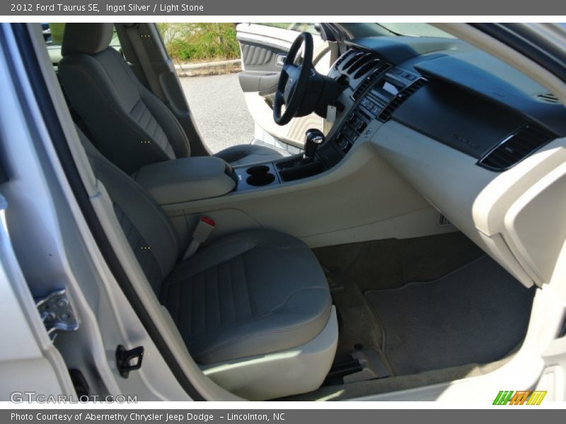 Ingot Silver / Light Stone 2012 Ford Taurus SE