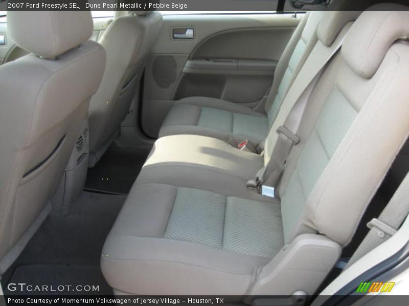 Dune Pearl Metallic / Pebble Beige 2007 Ford Freestyle SEL