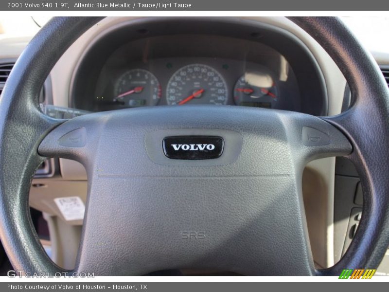 Atlantic Blue Metallic / Taupe/Light Taupe 2001 Volvo S40 1.9T