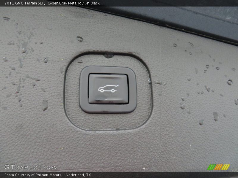 Cyber Gray Metallic / Jet Black 2011 GMC Terrain SLT