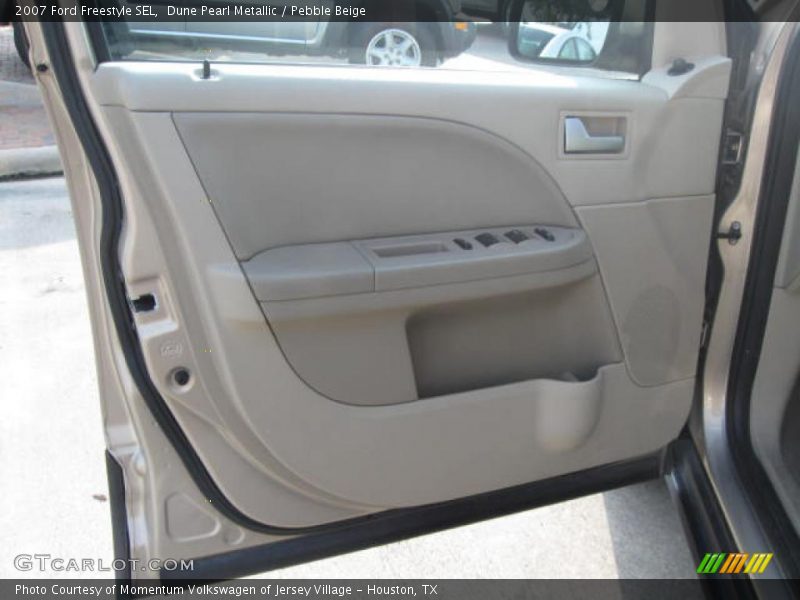 Dune Pearl Metallic / Pebble Beige 2007 Ford Freestyle SEL