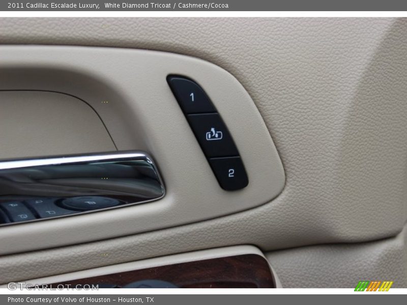 White Diamond Tricoat / Cashmere/Cocoa 2011 Cadillac Escalade Luxury