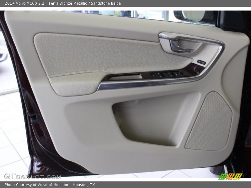 Terra Bronze Metallic / Sandstone Beige 2014 Volvo XC60 3.2