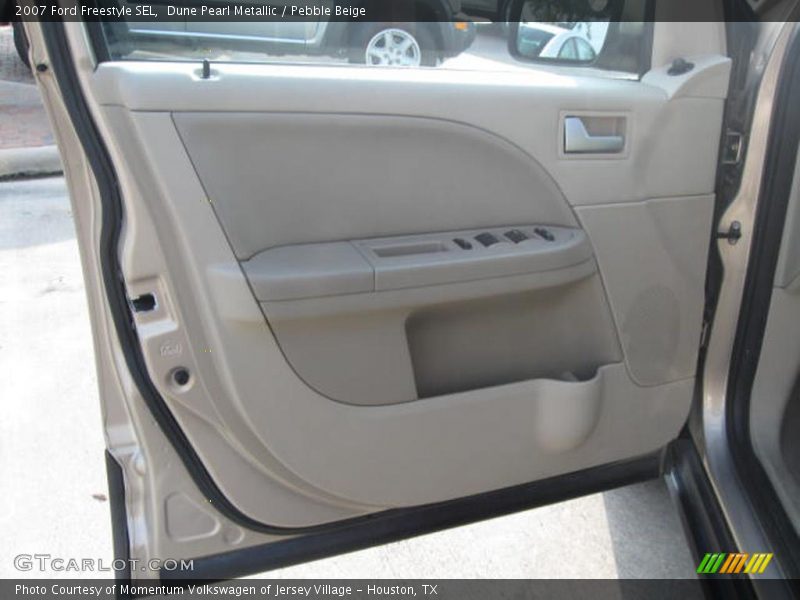 Dune Pearl Metallic / Pebble Beige 2007 Ford Freestyle SEL