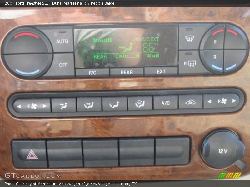 Dune Pearl Metallic / Pebble Beige 2007 Ford Freestyle SEL