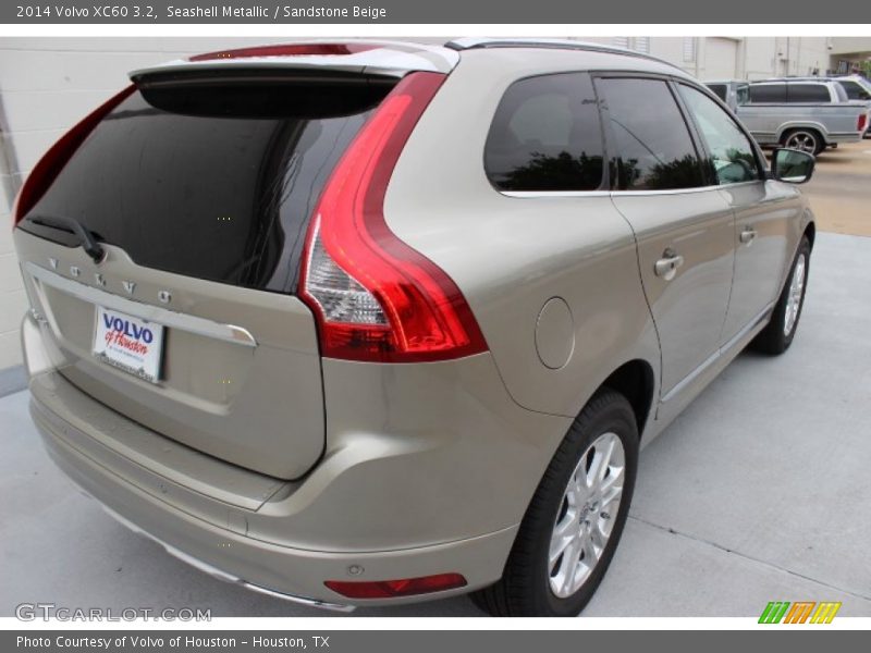 Seashell Metallic / Sandstone Beige 2014 Volvo XC60 3.2
