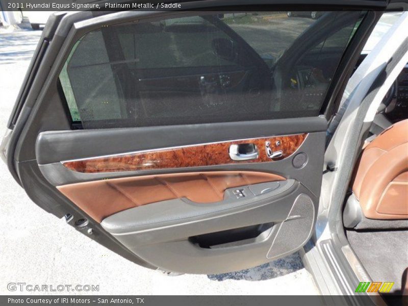 Platinum Metallic / Saddle 2011 Hyundai Equus Signature