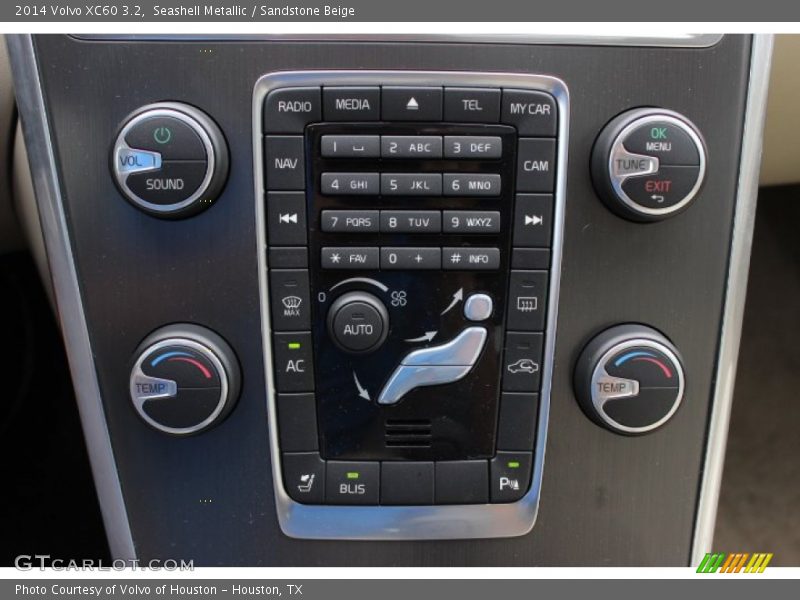 Seashell Metallic / Sandstone Beige 2014 Volvo XC60 3.2