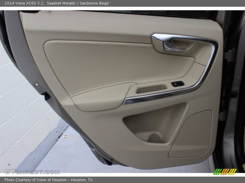 Seashell Metallic / Sandstone Beige 2014 Volvo XC60 3.2