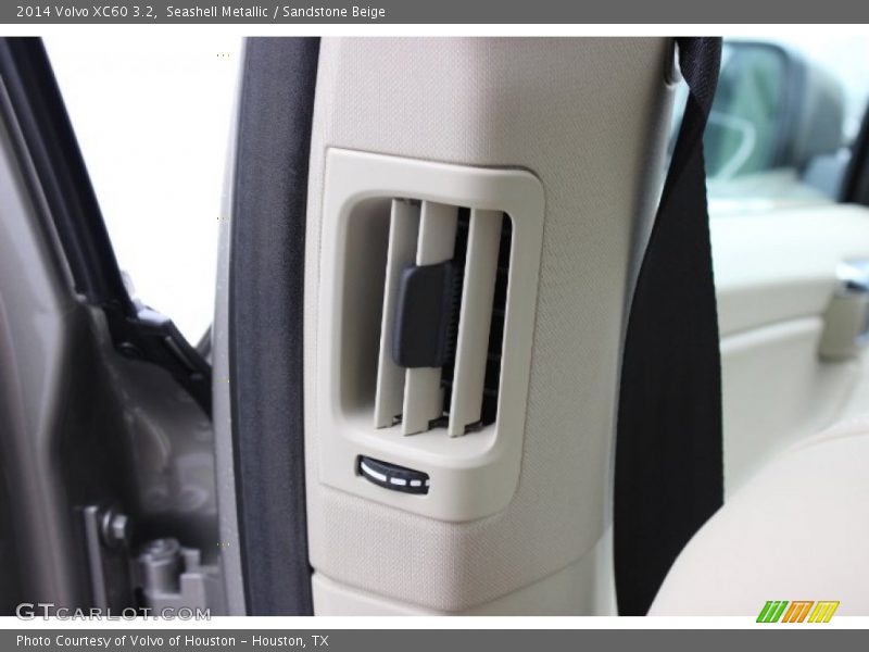 Seashell Metallic / Sandstone Beige 2014 Volvo XC60 3.2