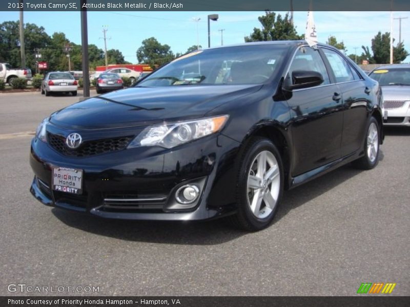 Attitude Black Metallic / Black/Ash 2013 Toyota Camry SE