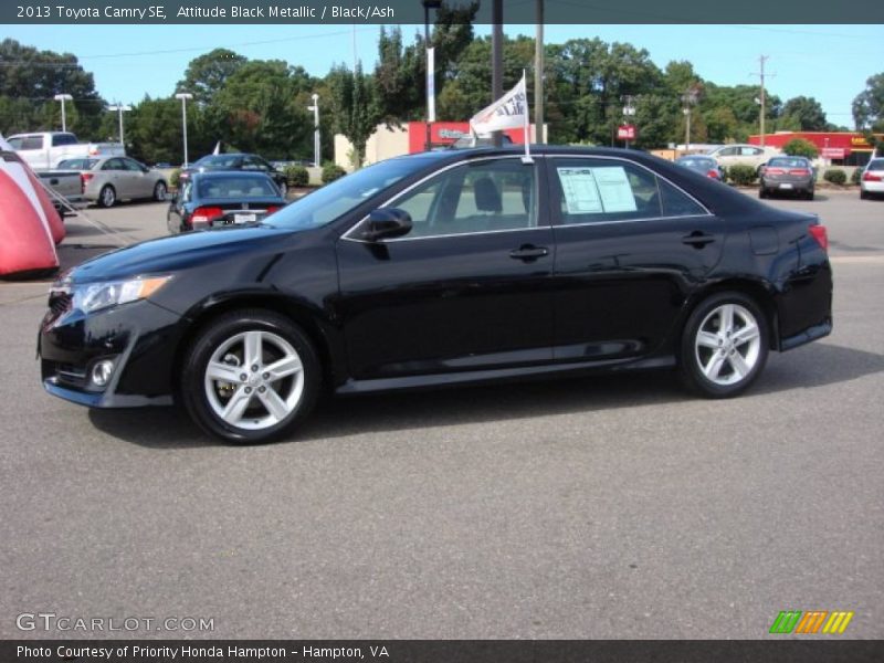 Attitude Black Metallic / Black/Ash 2013 Toyota Camry SE